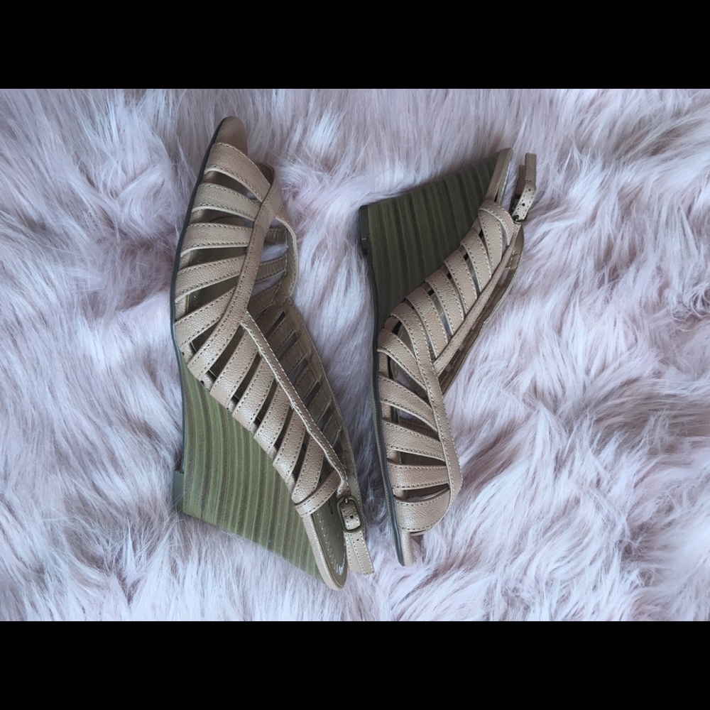 Wedges - Picture 3 of 3